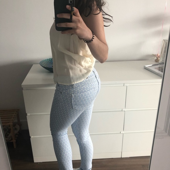 Printed skinny pants! - Picture 2 of 5